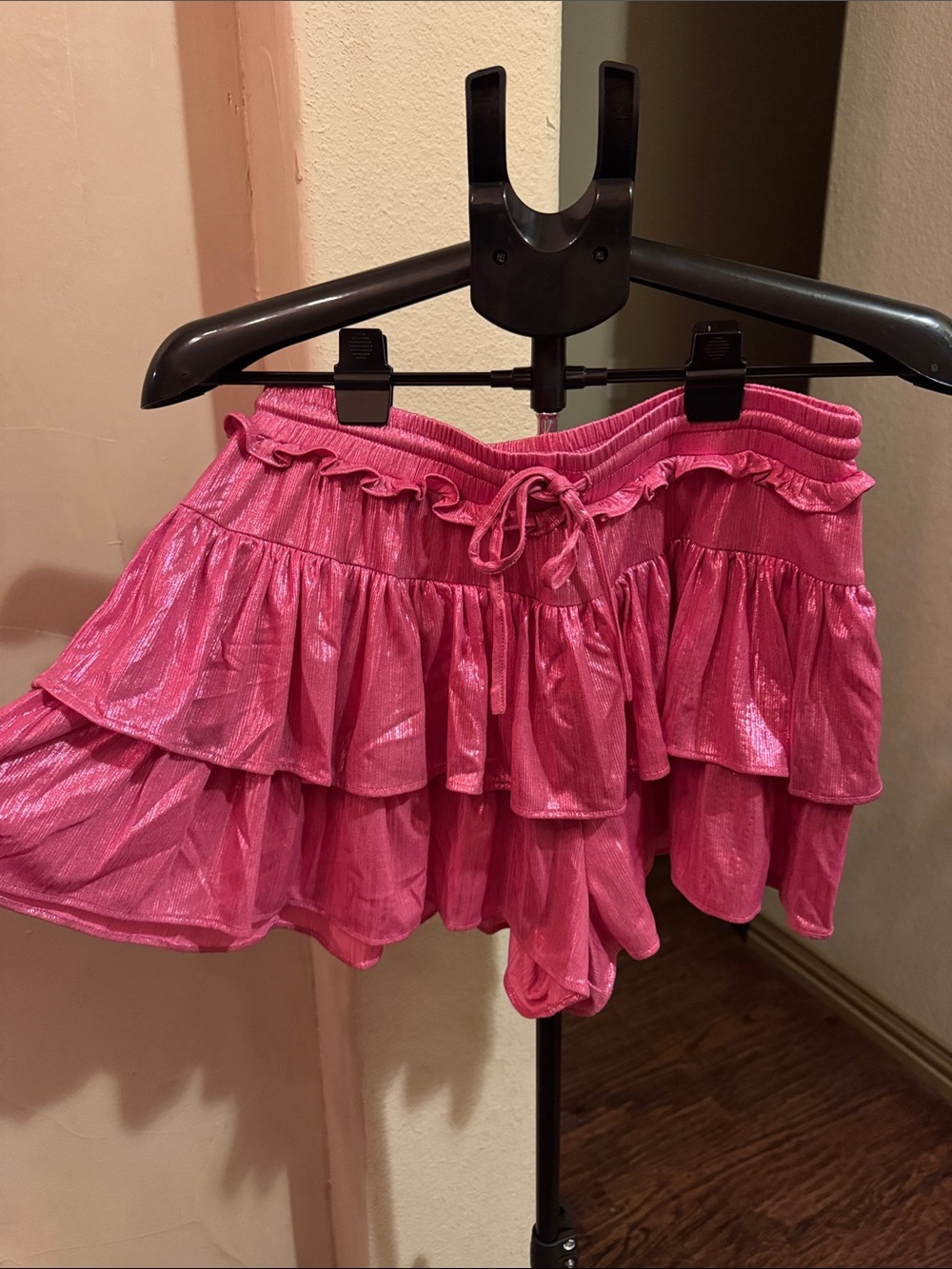 Main Strip Shimmery Hot Pink Tiered Ruffle Mini Skort